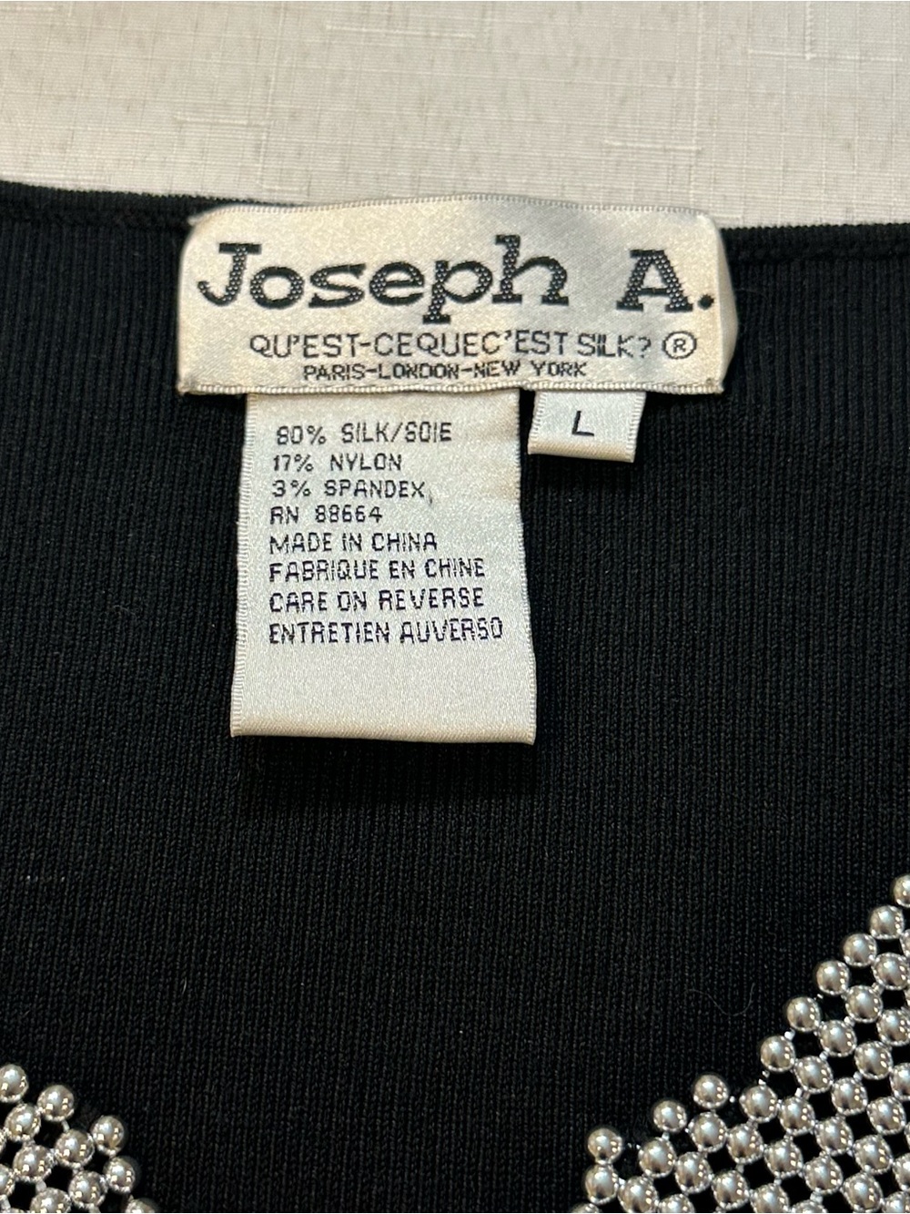 Joseph A Black Beaded V Neck Silk Blend Sweater Size L - Picture 2 of 10